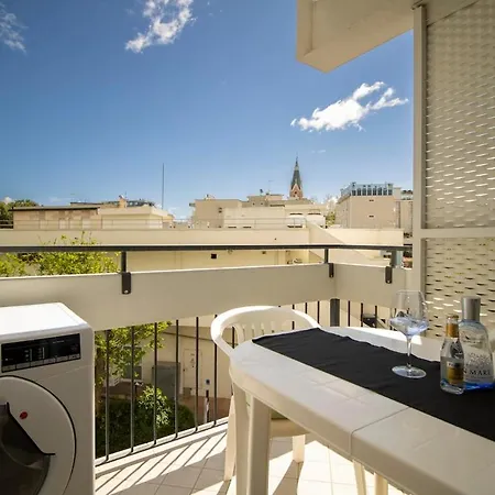 Apartment Near Bounty - Ac Private Parking, Wi-fi And Terrace